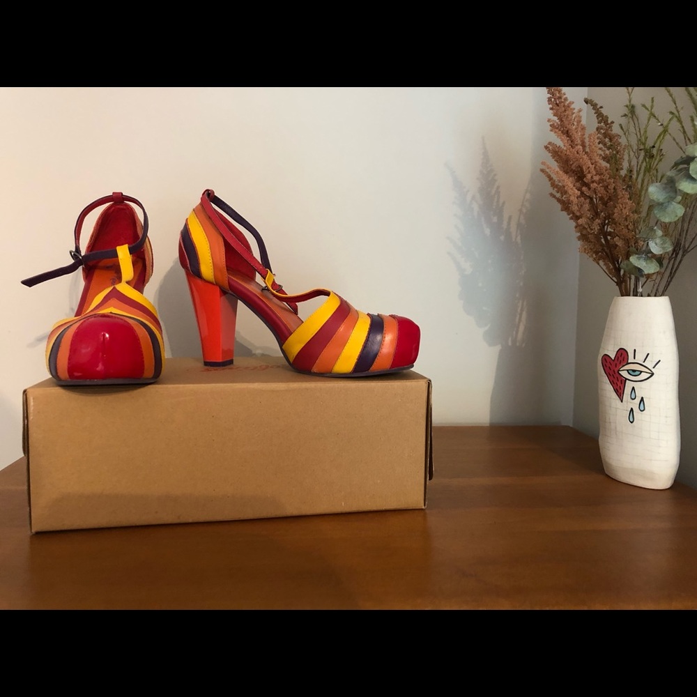 Lola Ramona heels